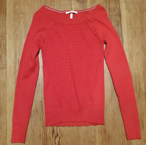 Victoria's Secret Knit Red Sweater Hook and Eye Shoulder Detail sz Small fitted - Picture 5 of 10